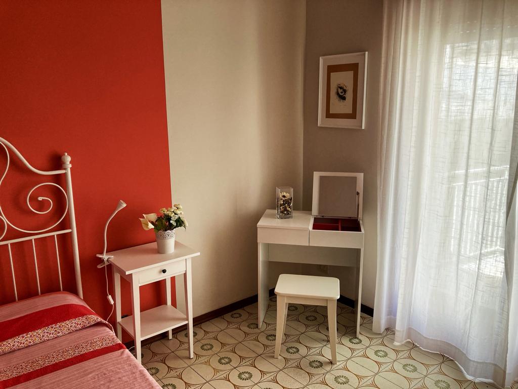 camera da letto, particolare